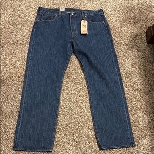 Men’s Levi's 40x32 Dark Denim Straight Classic Jeans